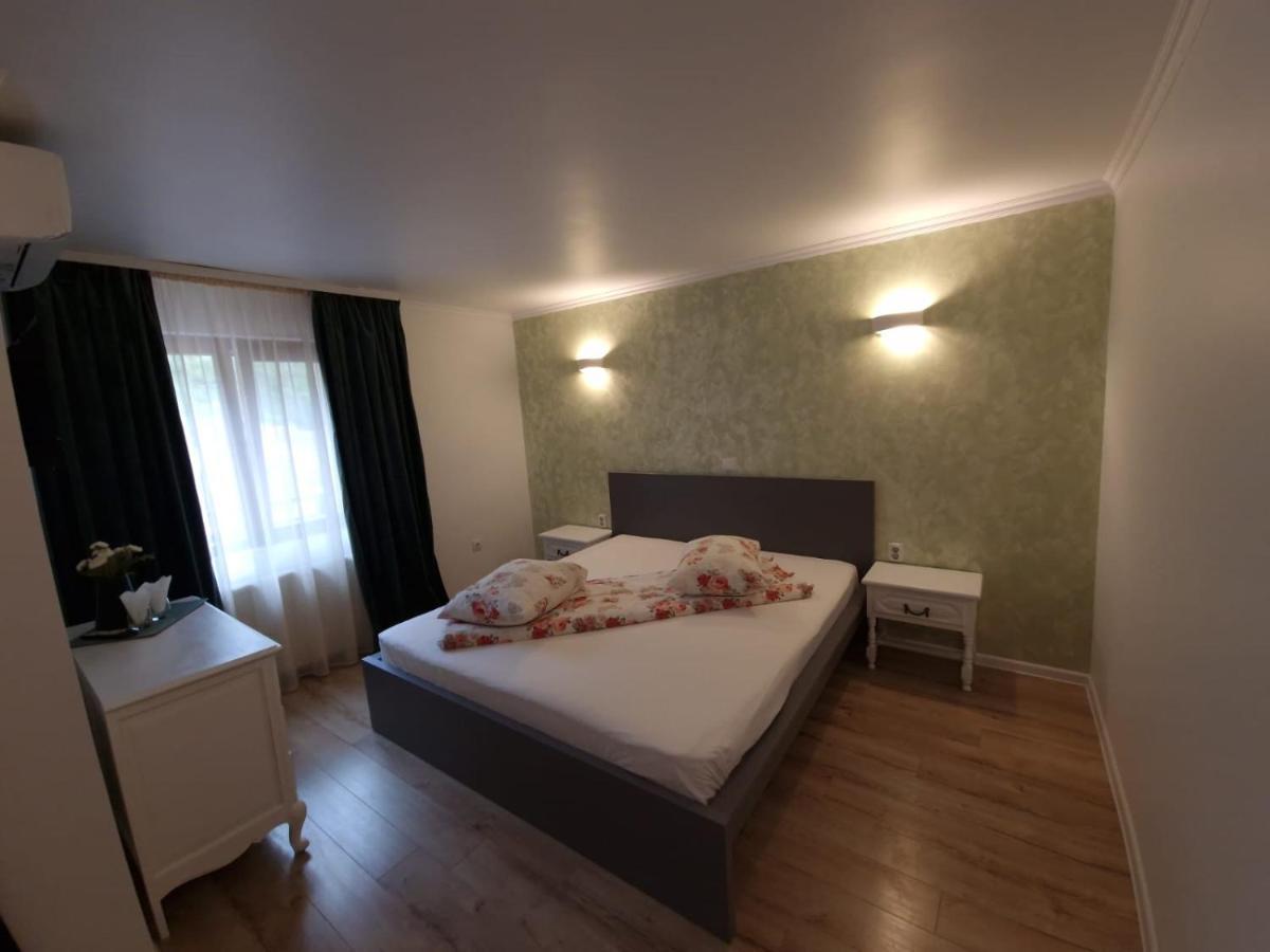 Guesthouse Magic Băile Herculane Dış mekan fotoğraf