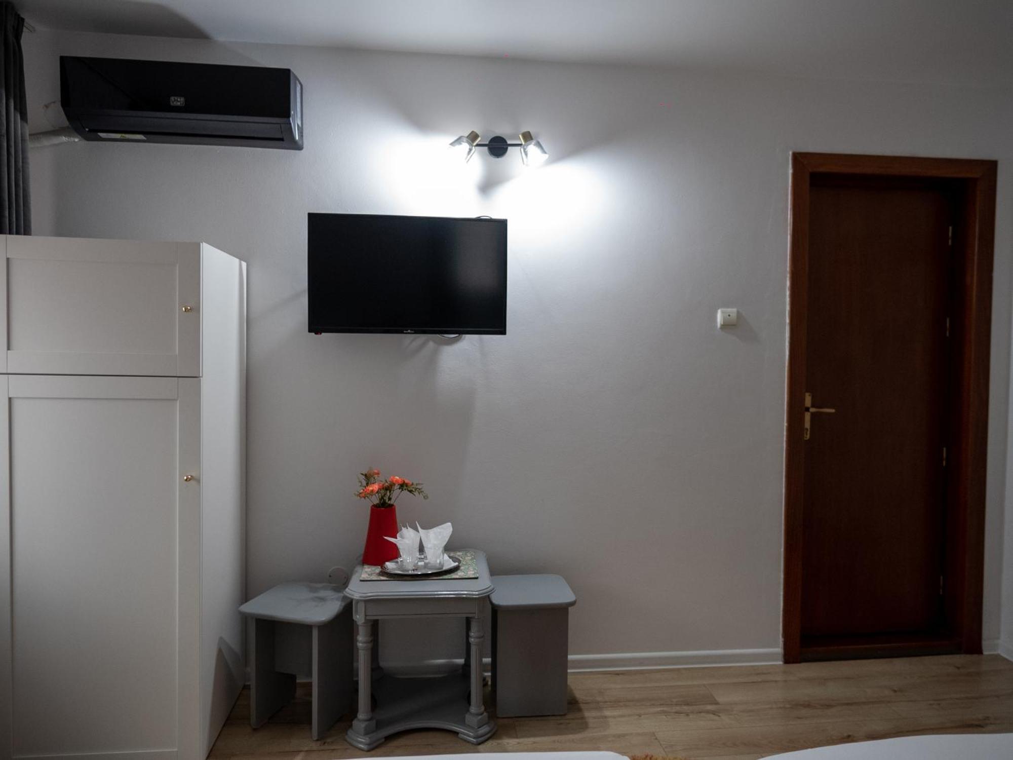 Guesthouse Magic Băile Herculane Dış mekan fotoğraf