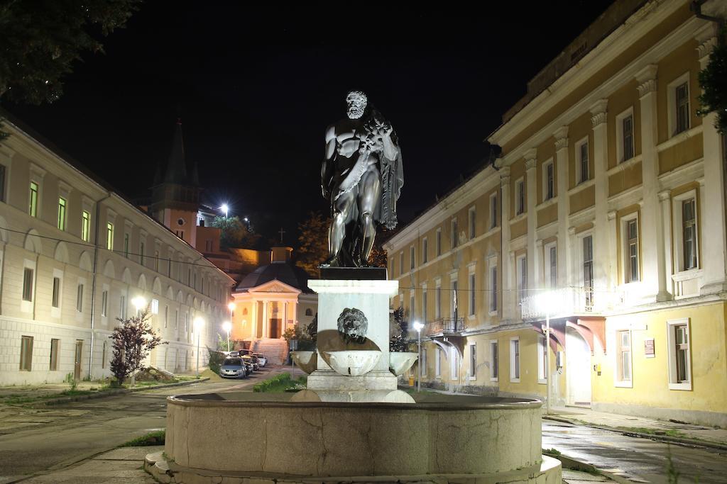 Guesthouse Magic Băile Herculane Dış mekan fotoğraf